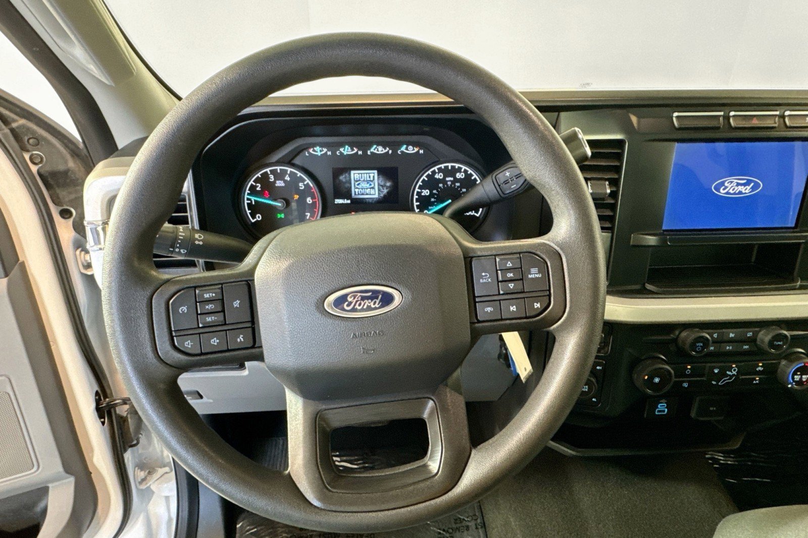 Used 2024 Ford F250 XLT image 11