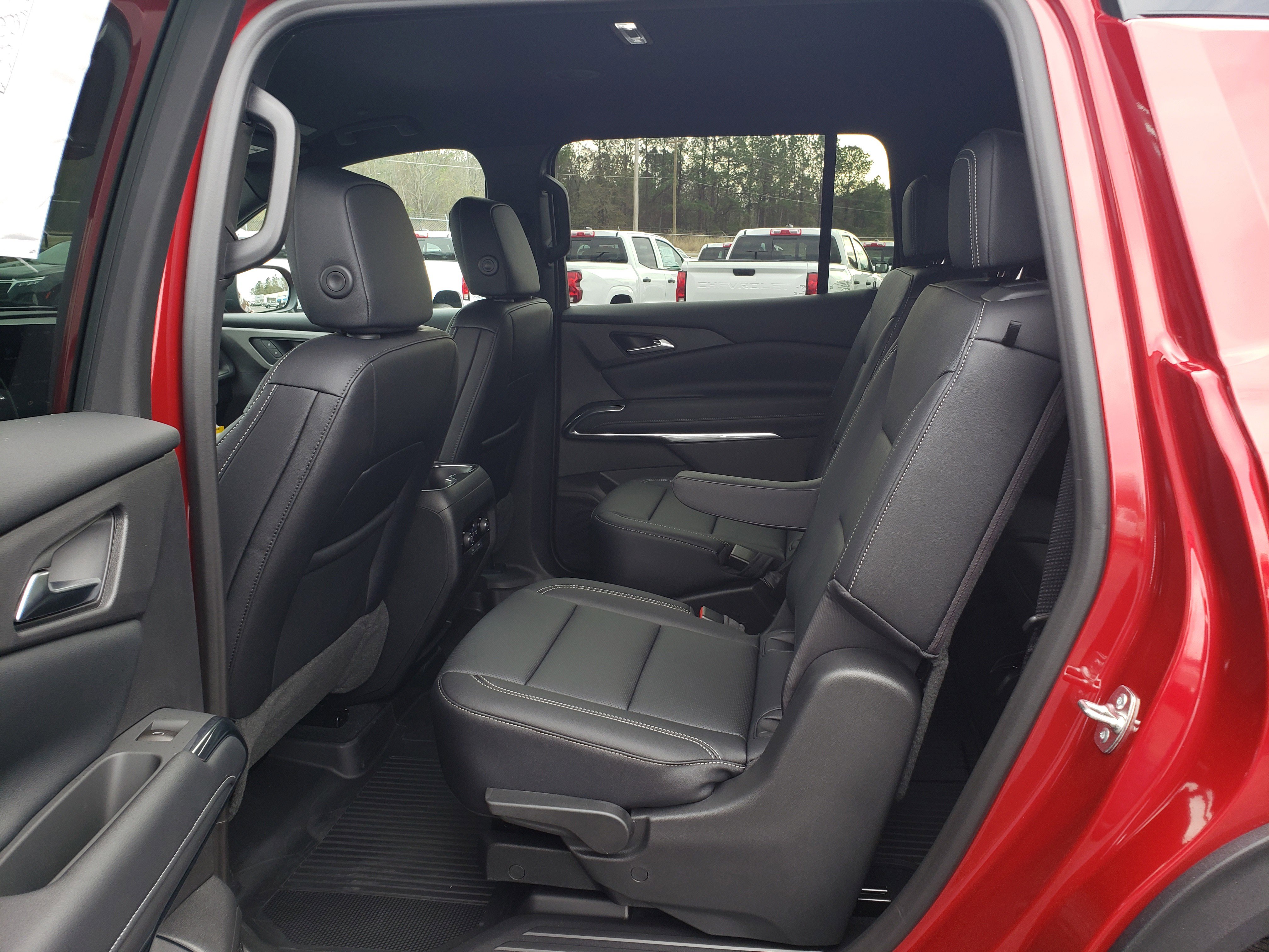 New 2026 Chevrolet Traverse LT w/ Midnight/Sport Edition image 34