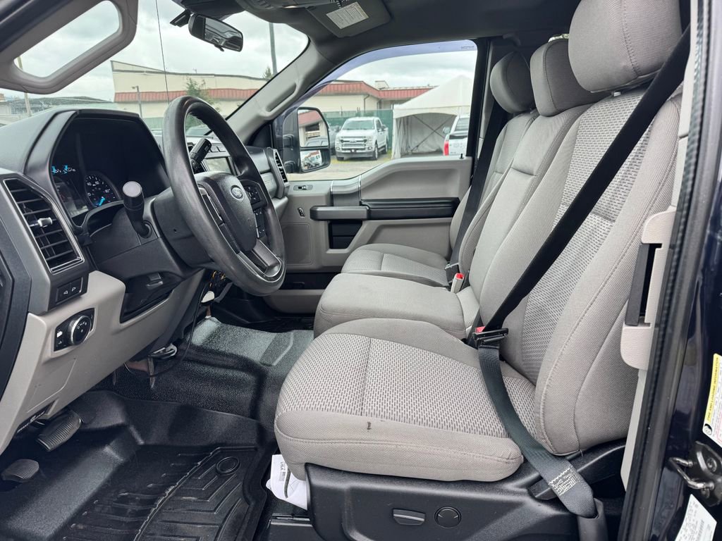 Used 2021 Ford F350 XLT w/ XLT Premium Package AWD/4WD image 16