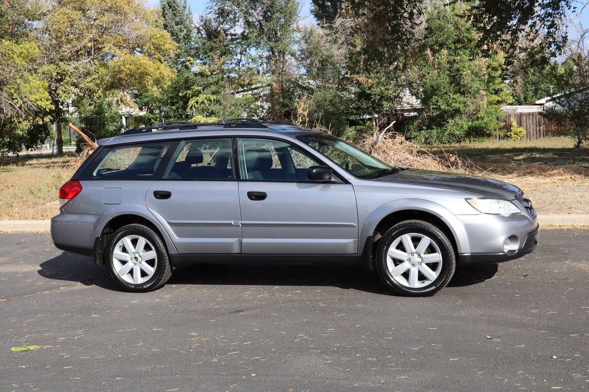 Used 2008 Subaru Outback 2.5i AWD/4WD image 2
