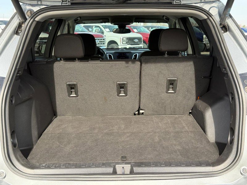 Used 2024 Chevrolet Equinox LT image 6