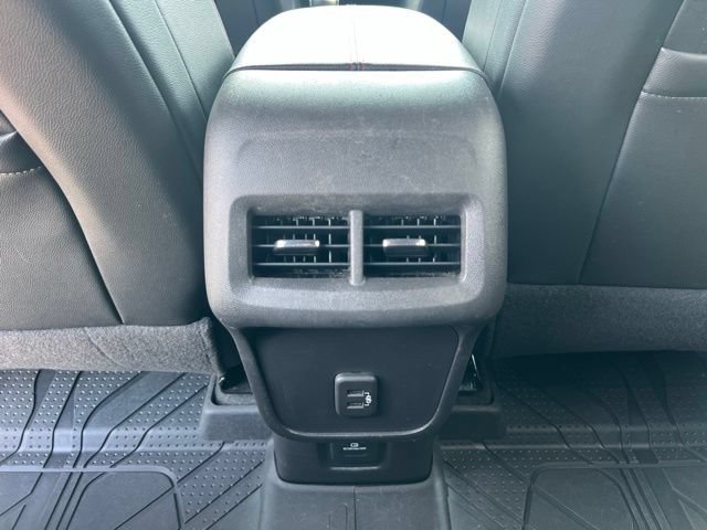 Used 2024 Chevrolet Equinox RS FWD image 18