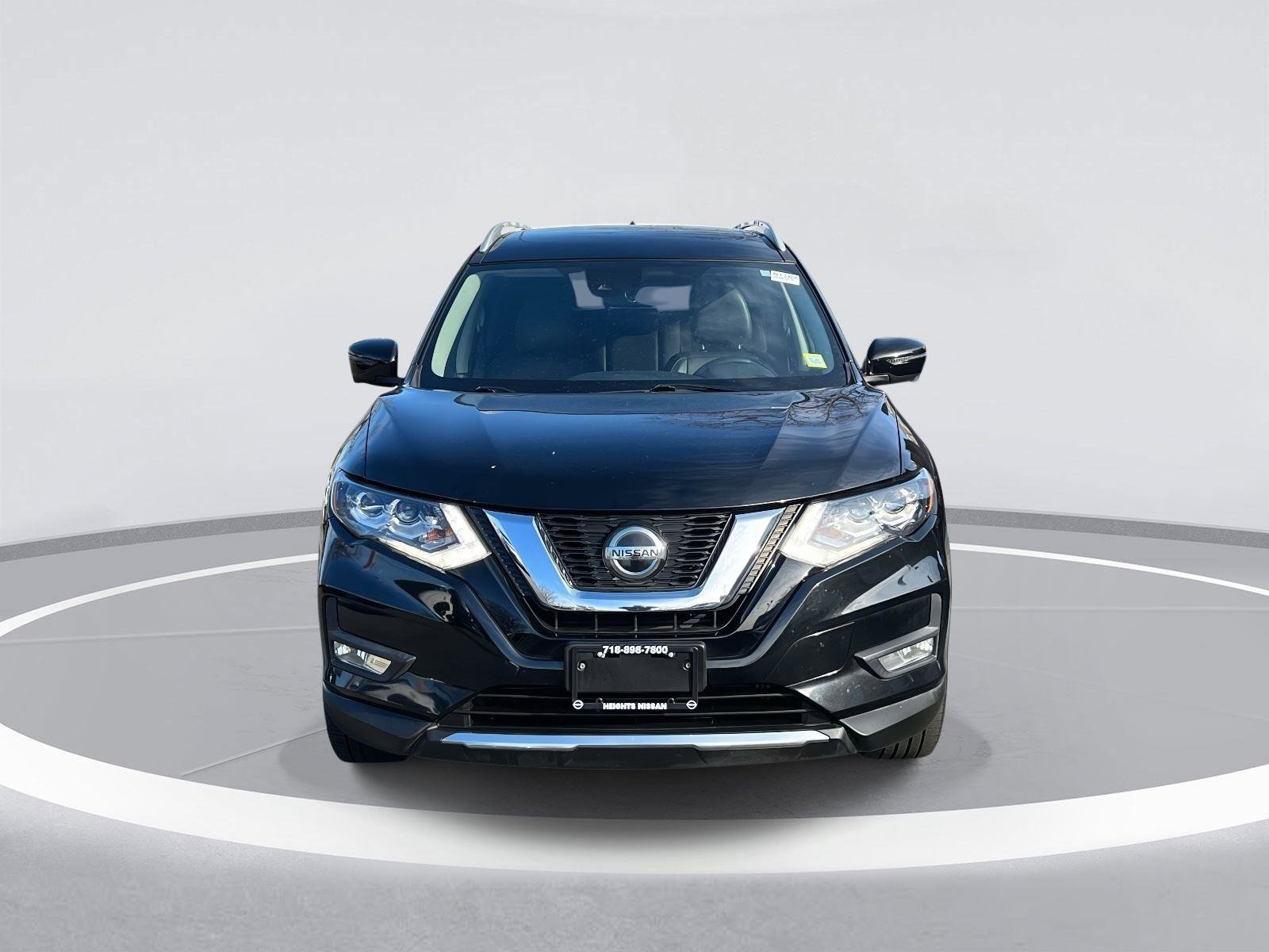 Used 2020 Nissan Rogue SL w/ Premium Package image 2