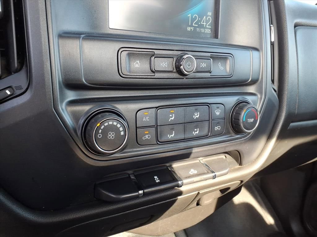 Used 2018 Chevrolet Silverado 1500 W/T image 16