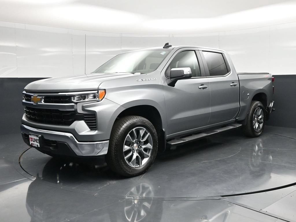 Used 2026 Chevrolet Silverado 1500 LT w/ Protection Package AWD/4WD image 5