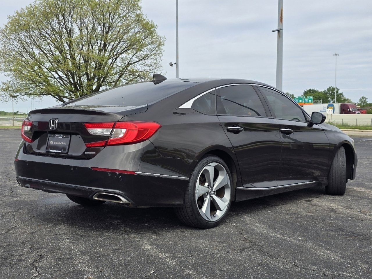 Used 2018 Honda Accord Touring image 18