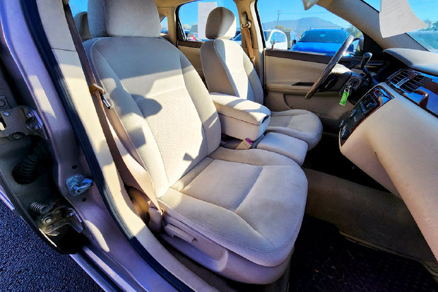 Used 2006 Chevrolet Impala LT w/ Preferred Equipment Group FWD image 25