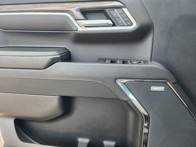 Used 2024 Chevrolet Silverado 1500 LTZ AWD/4WD image 17