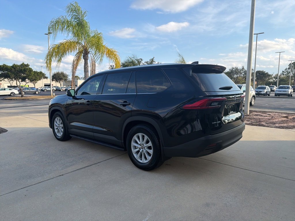 Used 2024 Toyota Grand Highlander XLE image 6