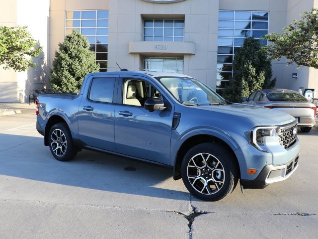 New 2026 Ford Maverick Lariat AWD/4WD image 1