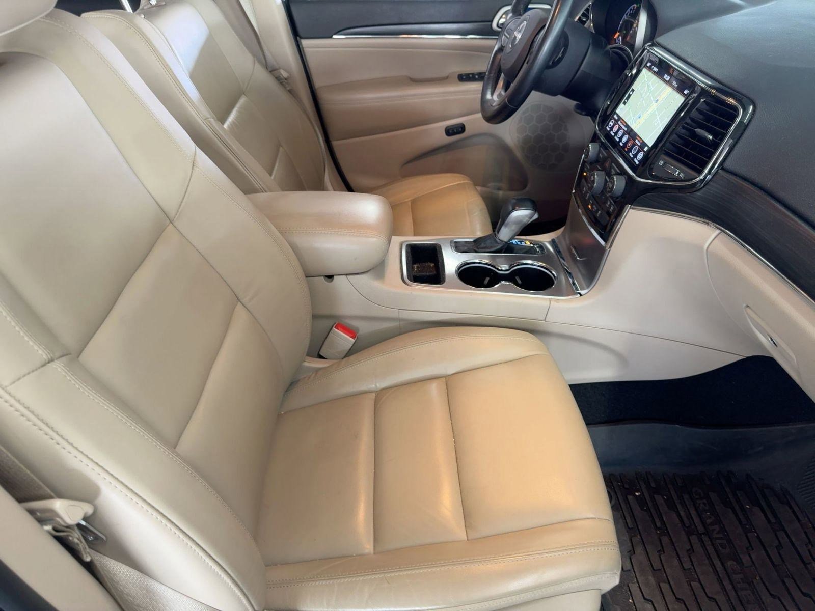 Used 2021 Jeep Grand Cherokee Limited image 30