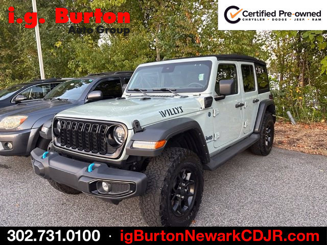 Used 2024 Jeep Wrangler Unlimited AWD/4WD image 3