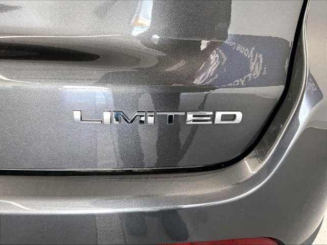 Used 2022 Jeep Compass Limited AWD/4WD image 27