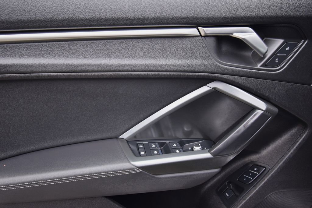Used 2022 Audi Q3 2.0T Premium image 27