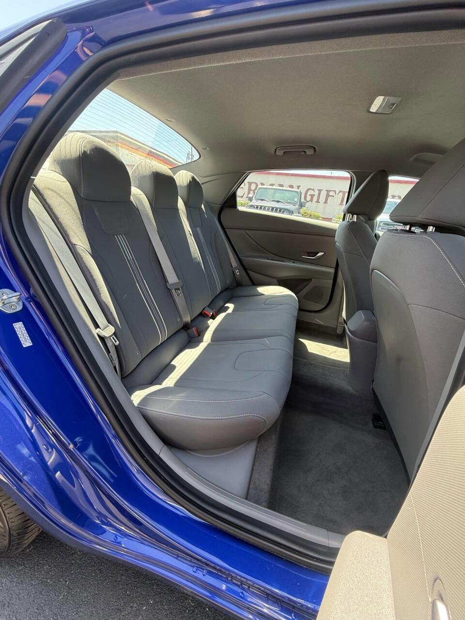 Used 2022 Hyundai Elantra SEL w/ Cargo Package FWD image 25