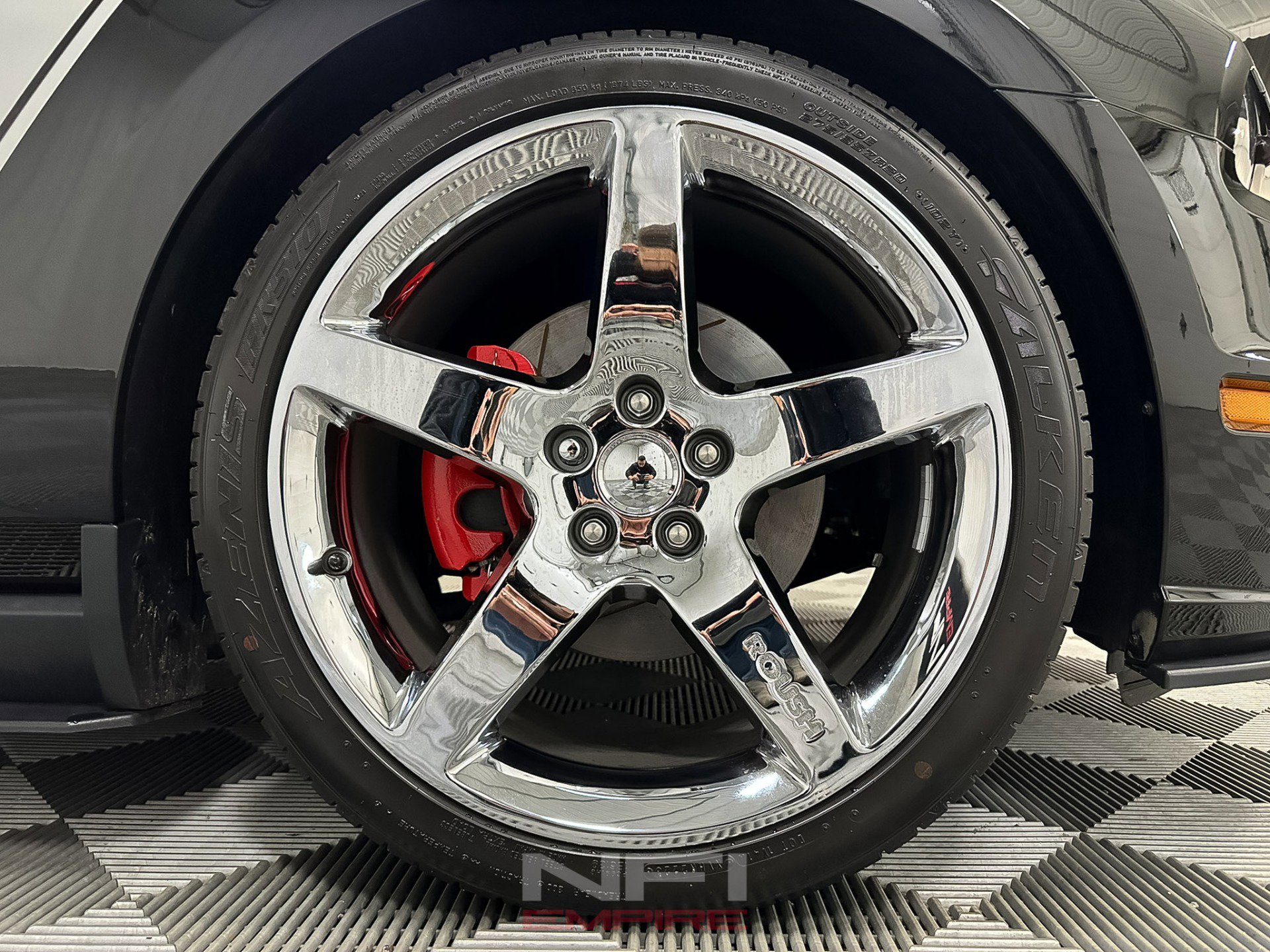 Used 2010 Ford Mustang GT image 24