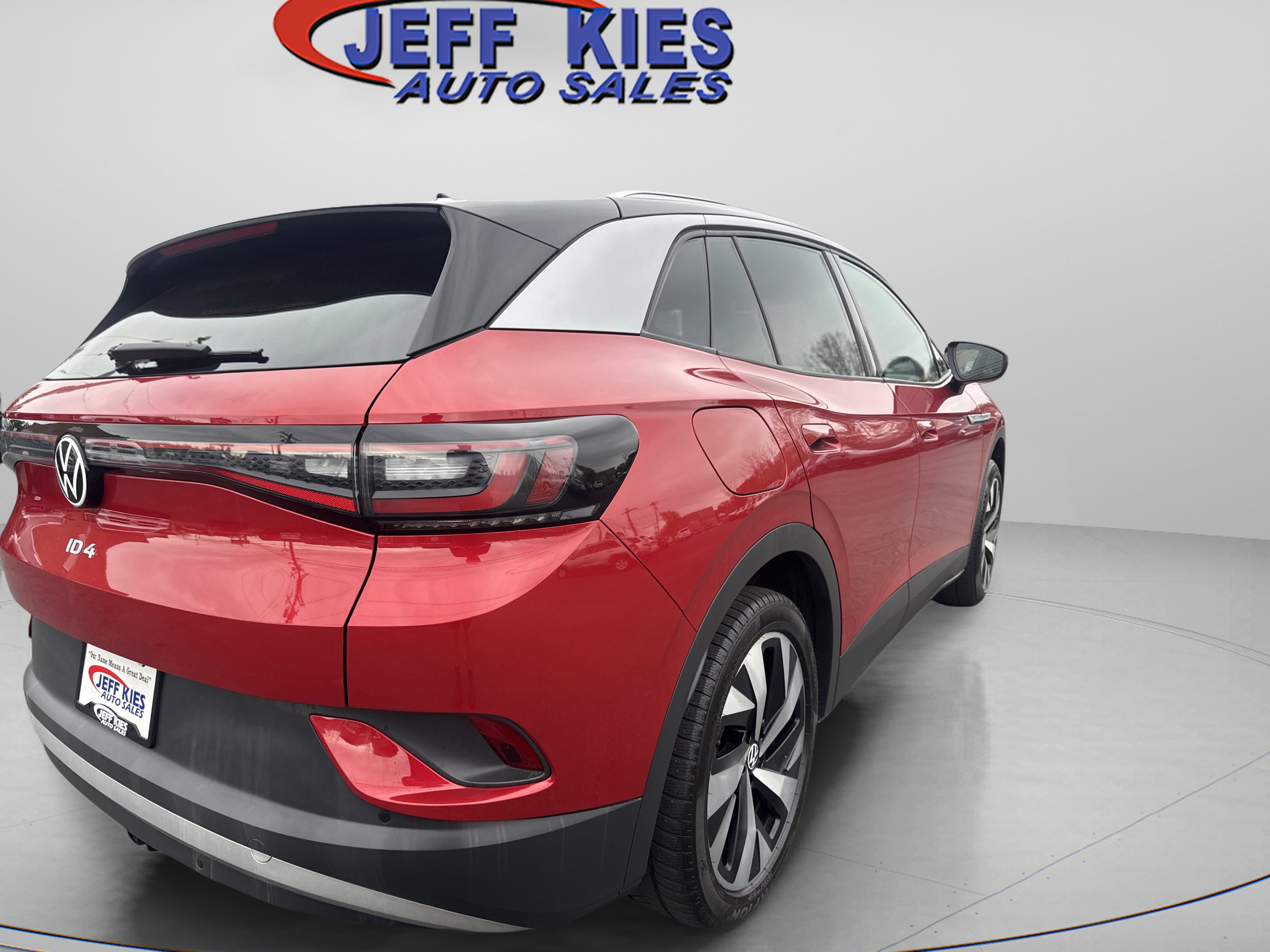 Used 2022 Volkswagen ID.4 Pro S w/ Gradient Package AWD/4WD image 5