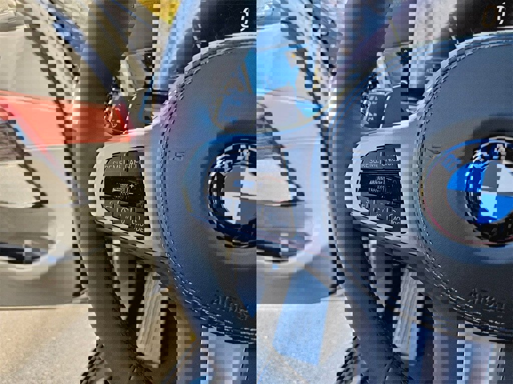 New 2026 BMW X6 xDrive40i w/ Climate Comfort Package image 11