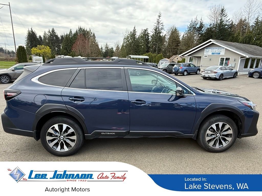 Used 2023 Subaru Outback Limited AWD/4WD image 6