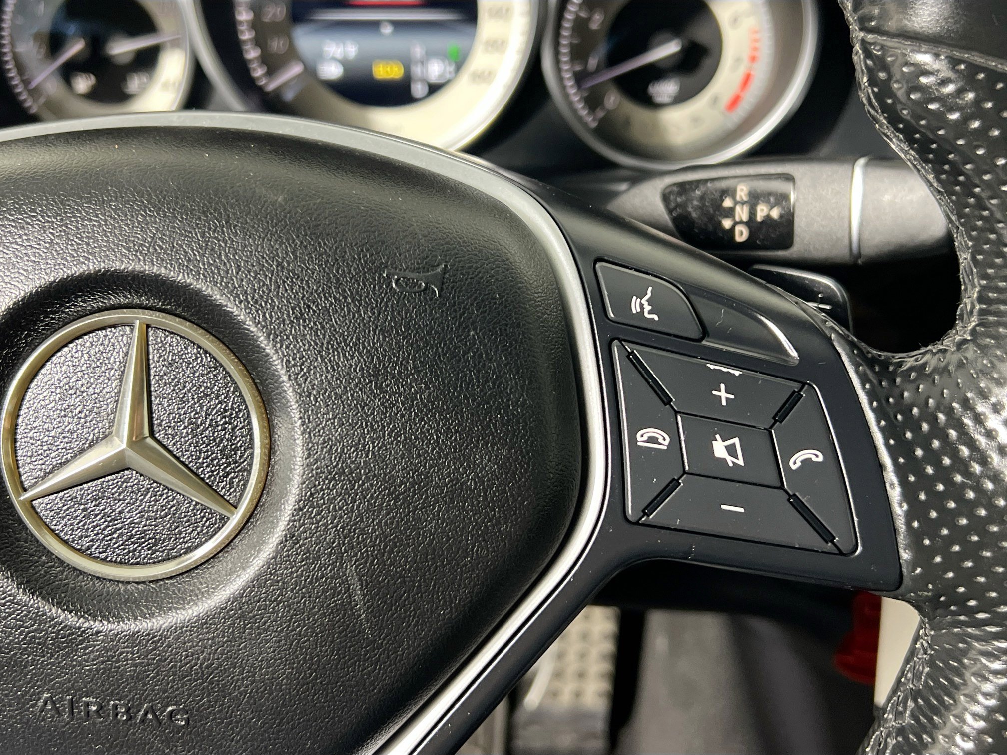 Used 2014 Mercedes-Benz E 350 4MATIC Sedan image 19