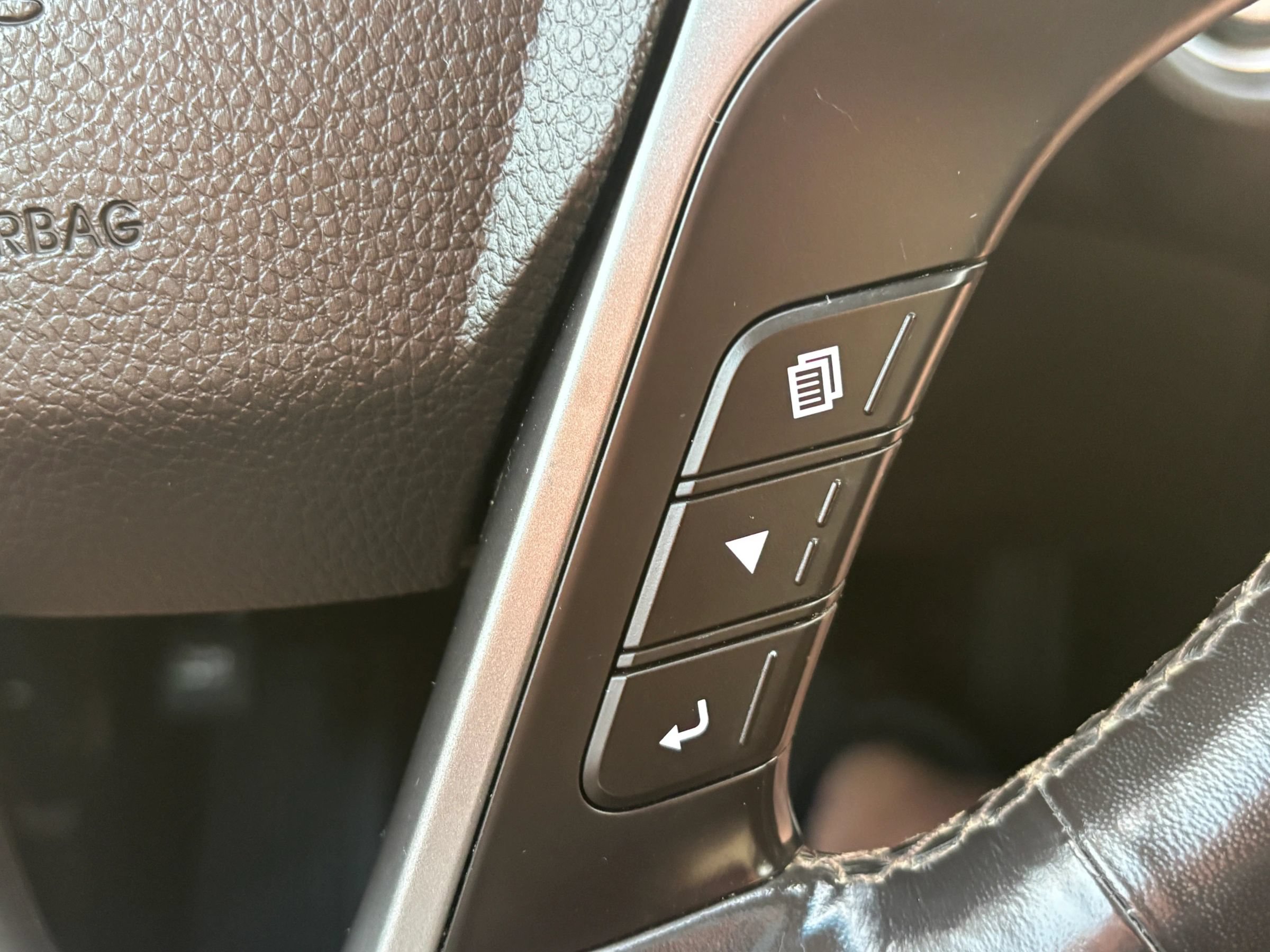 Used 2019 Hyundai Santa Fe XL AWD/4WD image 22