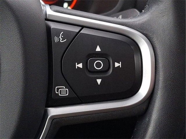 Used 2020 Volvo S60 T6 Momentum image 20