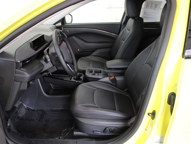 Used 2025 Ford Mustang Mach-E Premium image 14