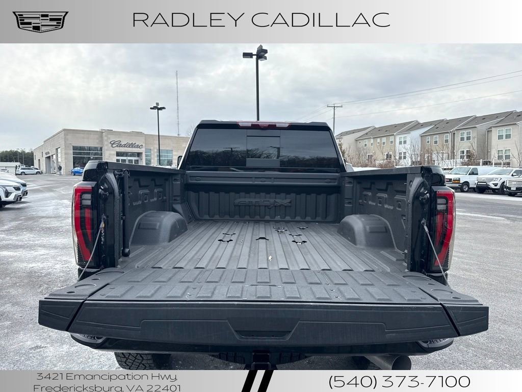 Used 2024 GMC Sierra 2500 AT4X image 14