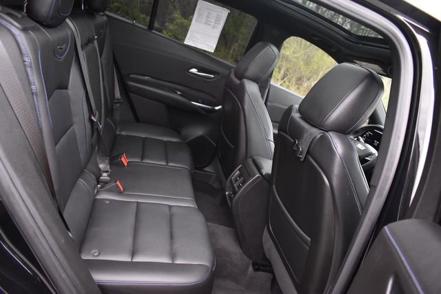 Certified 2024 Cadillac XT4 Sport w/ Technology Package AWD/4WD image 16