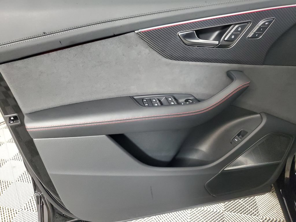 Used 2024 Audi RS Q8 AWD/4WD image 17