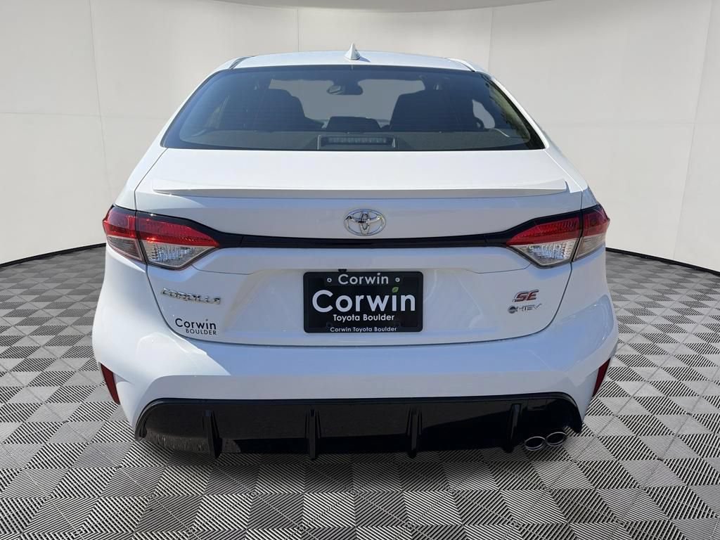 Used 2026 Toyota Corolla SE FWD image 8