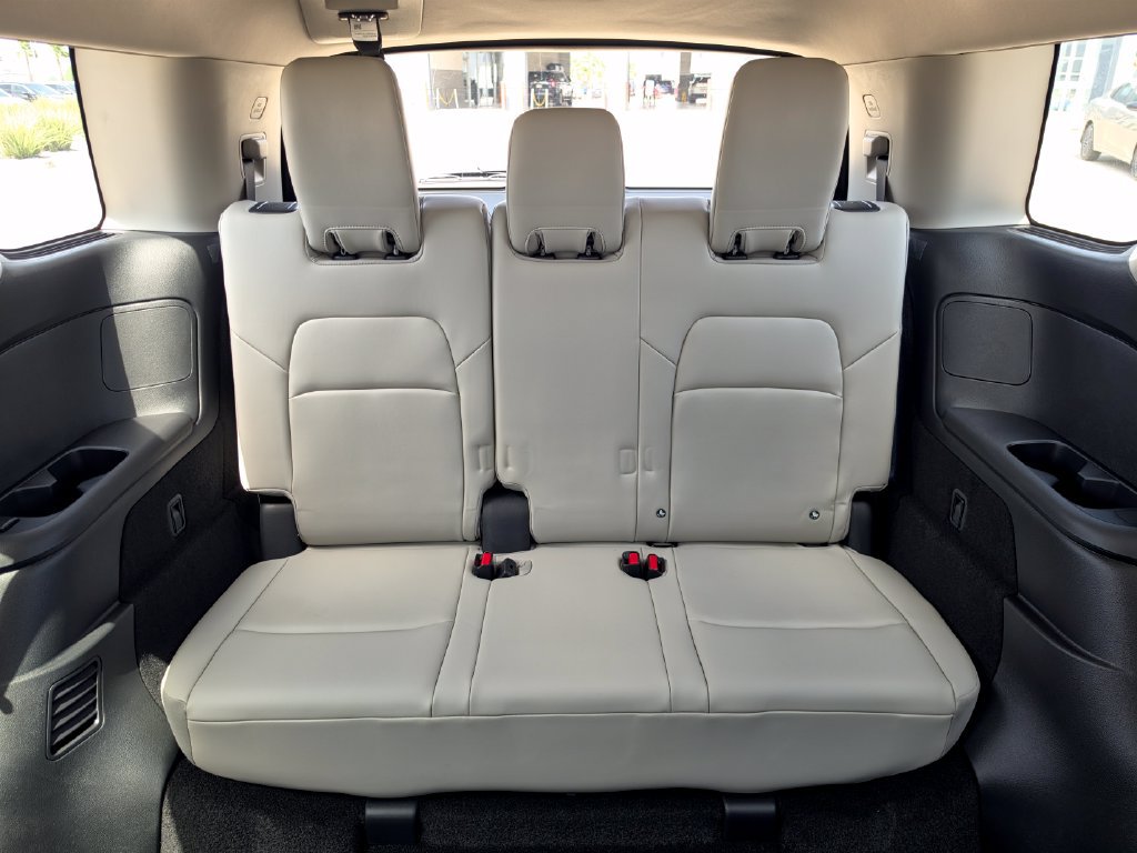 New 2026 Nissan Pathfinder SL FWD image 21