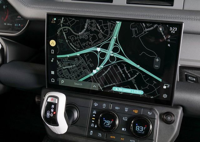 New 2026 Land Rover Defender 110 OCTA AWD/4WD image 17