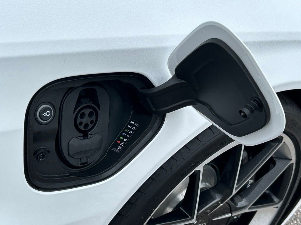 New 2026 Audi RS e-tron GT performance AWD/4WD image 61