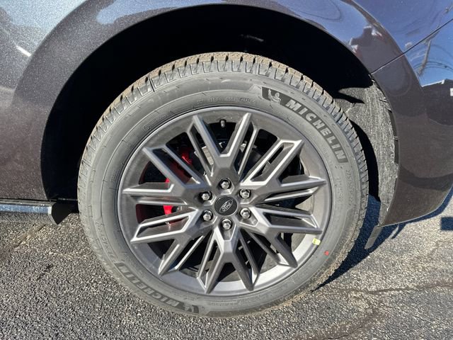 New 2025 Ford Expedition Max Platinum w/ Stealth Performance Package image 12