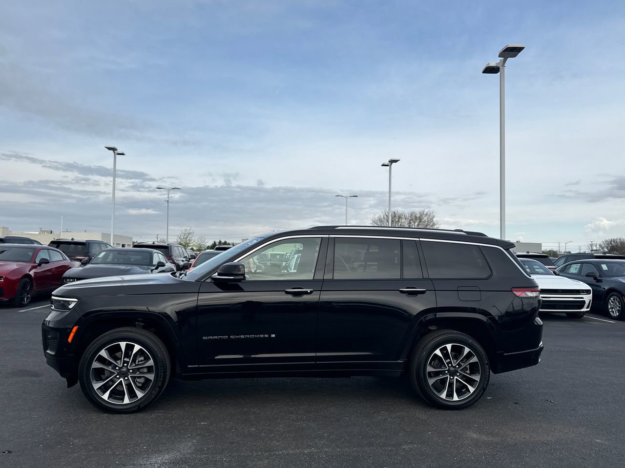 Used 2021 Jeep Grand Cherokee L Overland AWD/4WD image 6