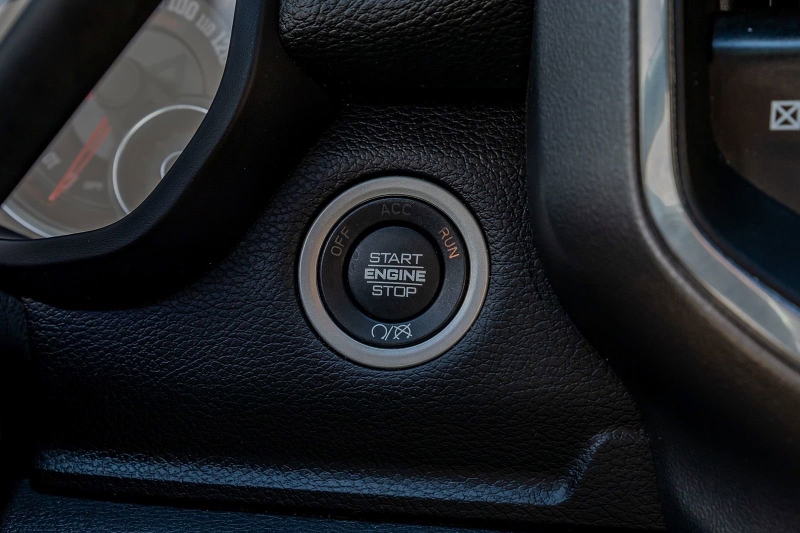 Used 2023 RAM 3500 Laramie w/ Night Edition image 22