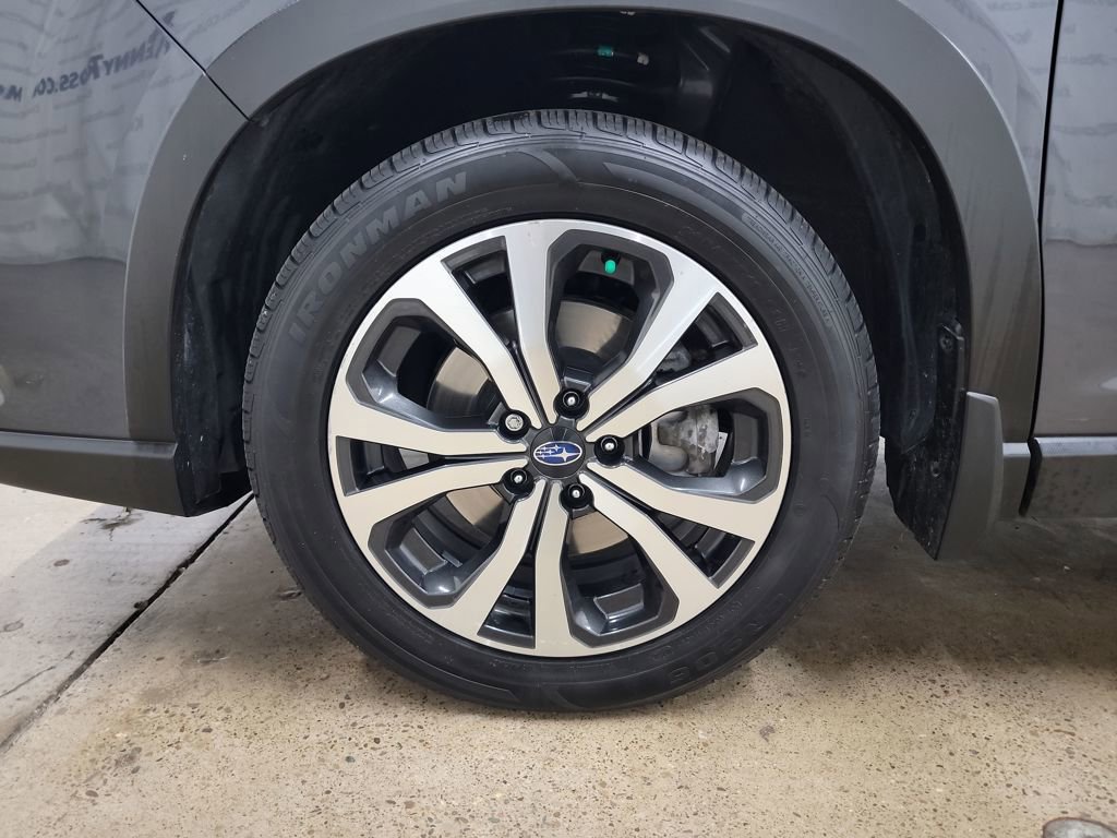 Used 2022 Subaru Forester Limited image 16