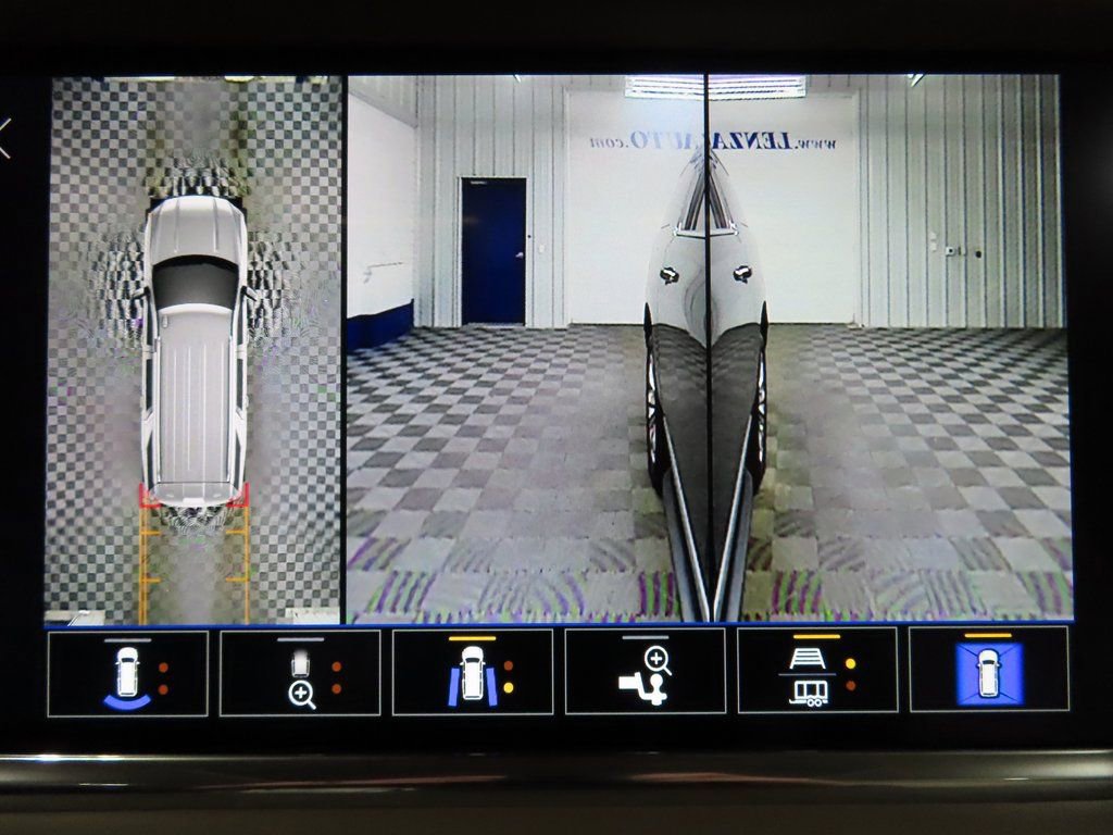 Used 2024 GMC Yukon XL Denali image 21