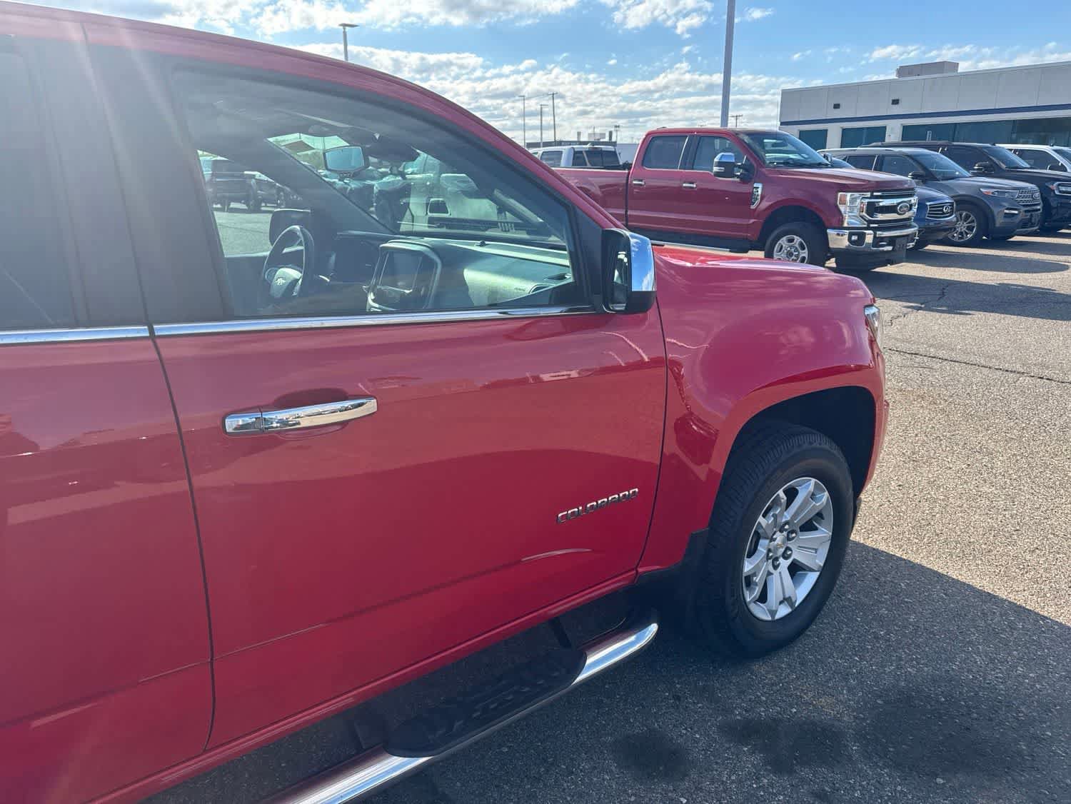 Used 2017 Chevrolet Colorado LT w/ Luxury Package, Chrome AWD/4WD image 11