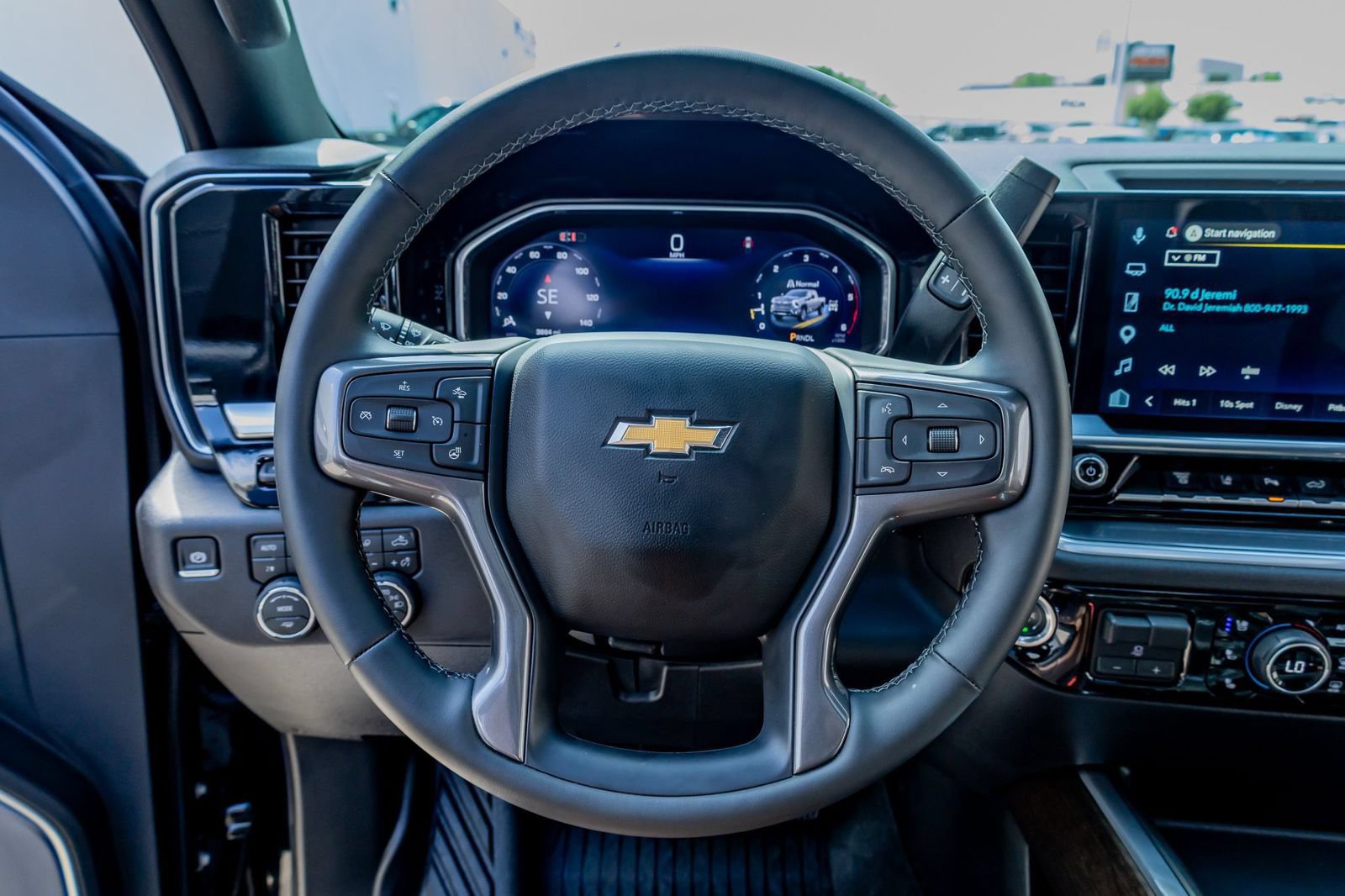 Used 2026 Chevrolet Silverado 2500 High Country w/ High Country Premium Package AWD/4WD image 19