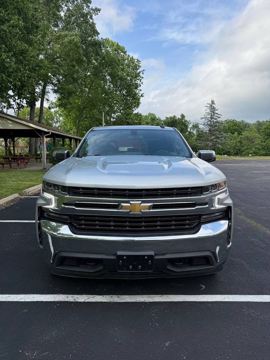Used 2021 Chevrolet Silverado 1500 LT w/ Work Truck Package AWD/4WD image 2