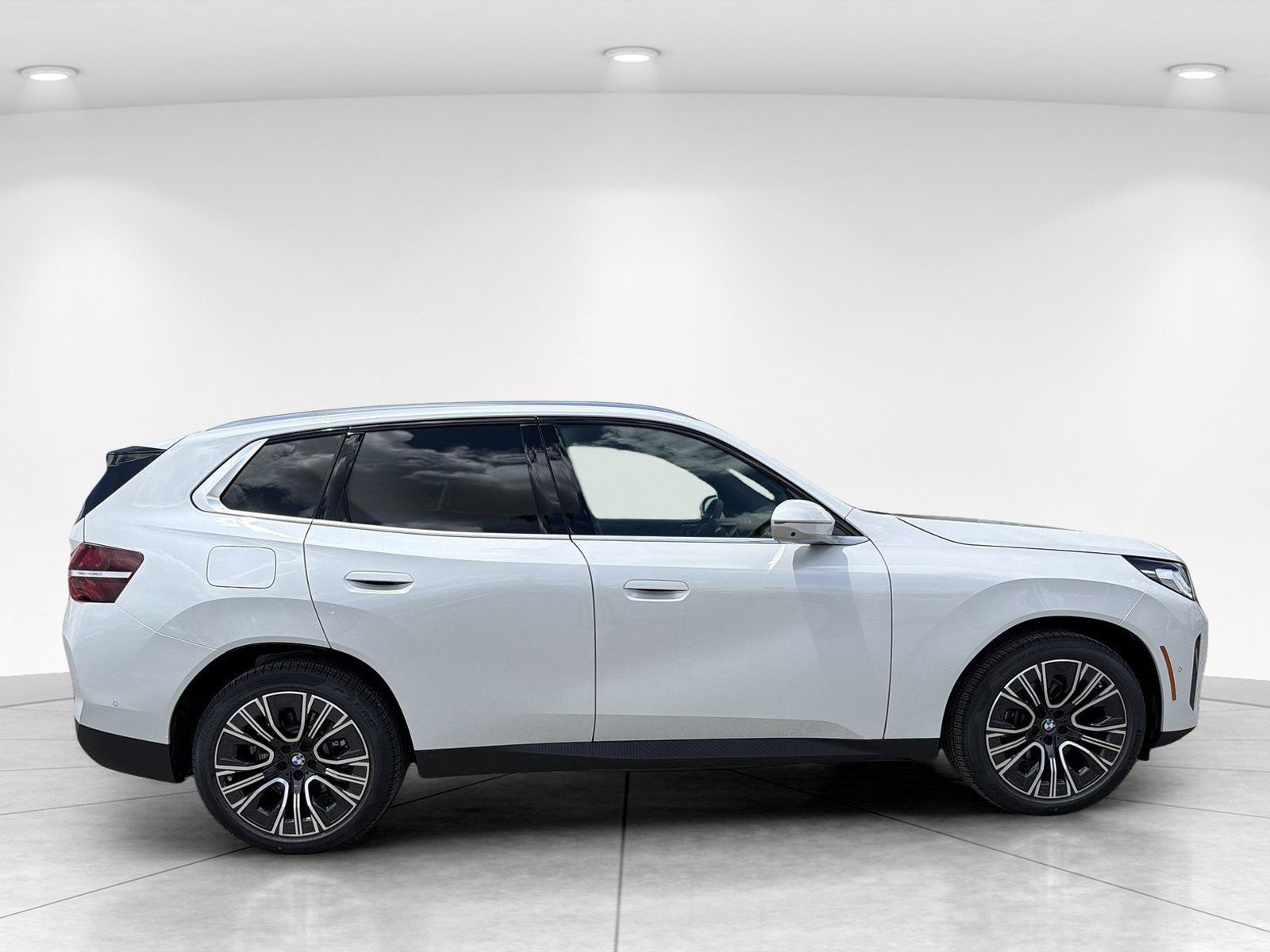 New 2026 BMW X3 xDrive30i w/ Premium Package AWD/4WD image 3