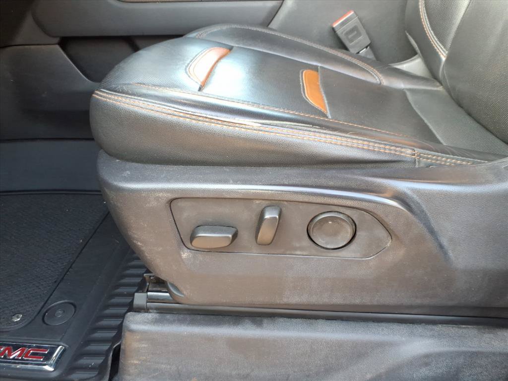Used 2024 GMC Sierra 1500 AT4 w/ AT4 Carbonpro Edition AWD/4WD image 10