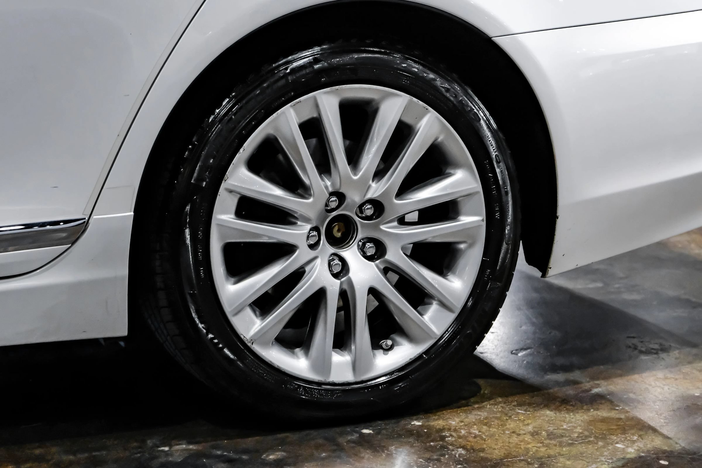 Used 2015 Lexus LS 460 L RWD image 53