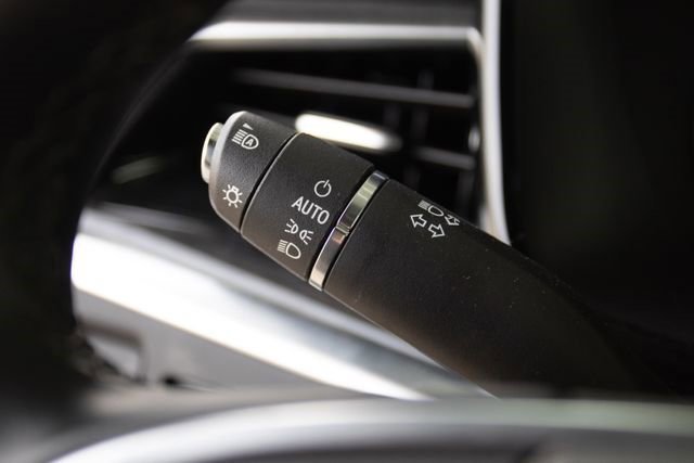 Certified 2025 Cadillac XT5 Premium Luxury image 14