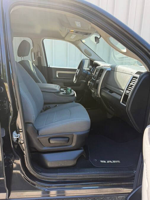 Used 2017 RAM 2500 SLT AWD/4WD image 32