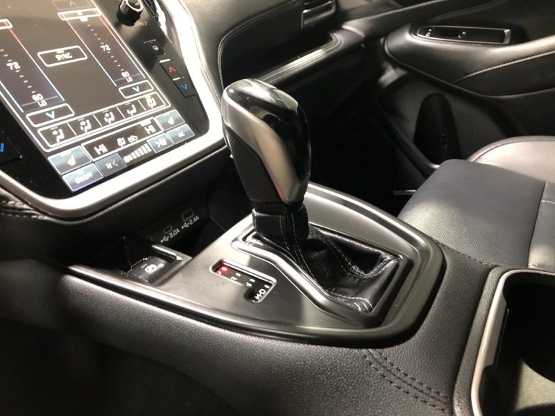 Used 2024 Subaru Outback Limited image 32