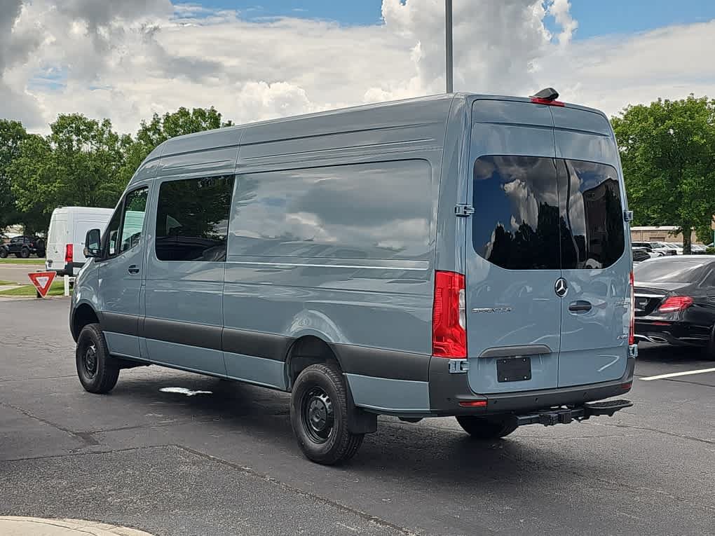 New 2026 Mercedes-Benz Sprinter 2500 video 3