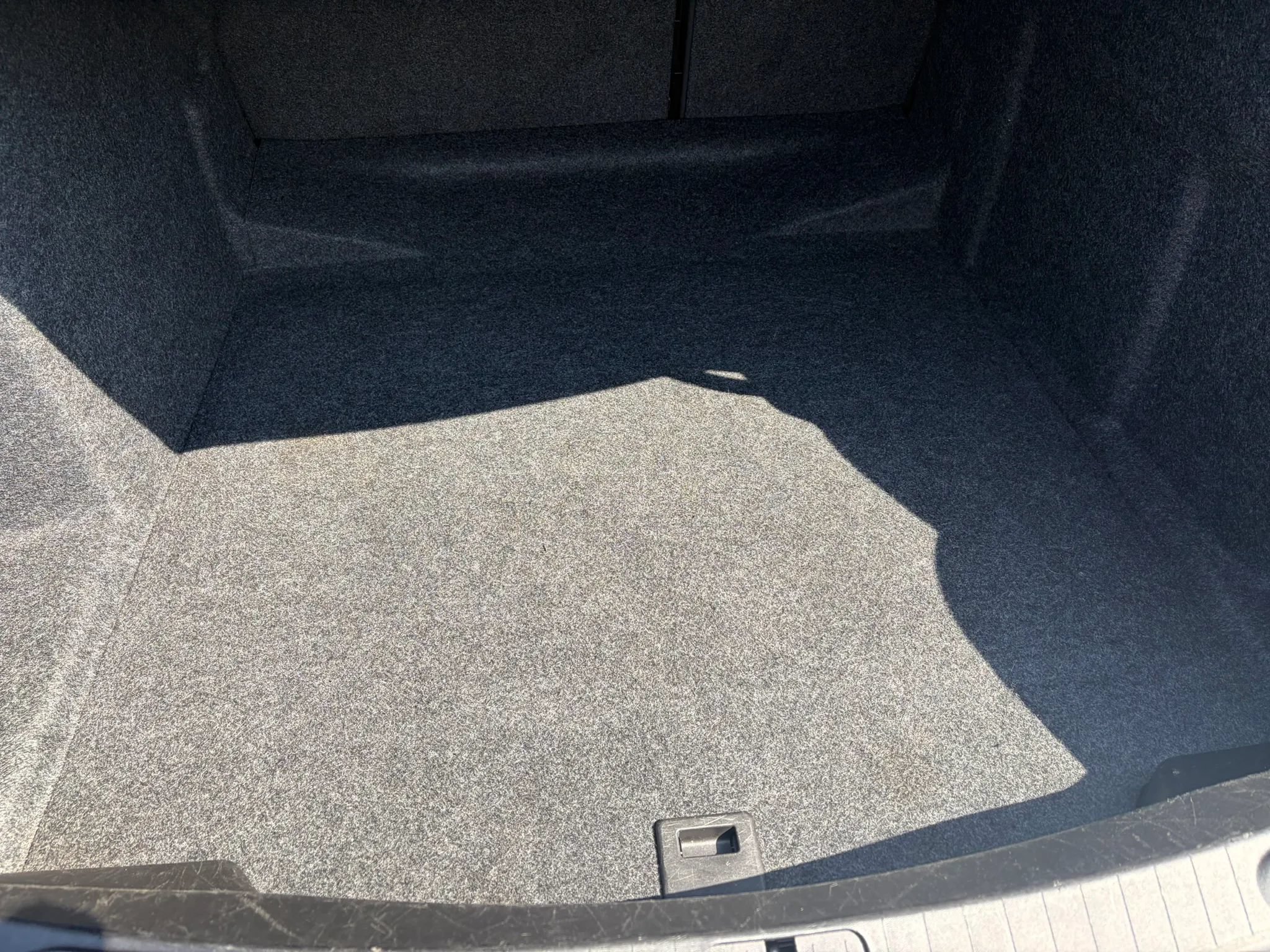 Used 2019 Chevrolet Impala LT FWD image 25